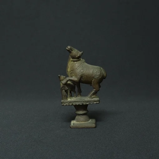 cow with calf bronze sculpture side view 1