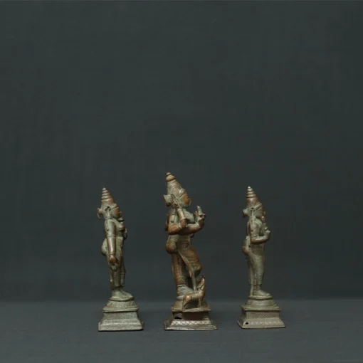 krishna venugopala and consorts bronze sculpture side view 4