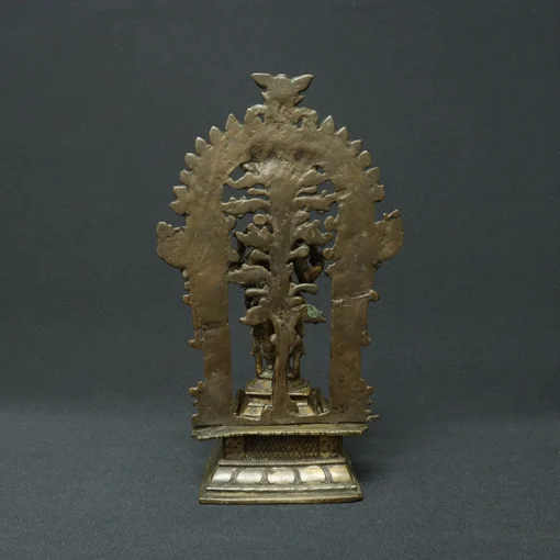 vishnu venkateswara bronze sculpture back view