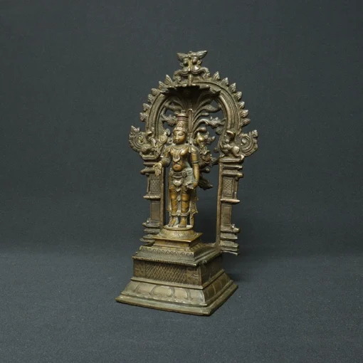 vishnu venkateswara bronze sculpture side view 1