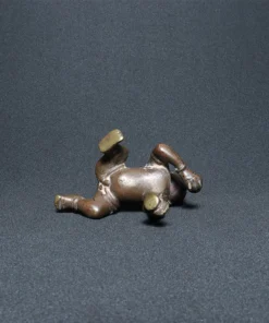 baby krishna bronze sculpture XII bottom view