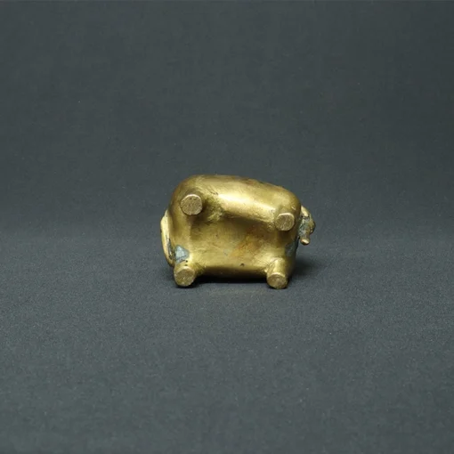 elephant shaped ink pot bronze collectible bottom view