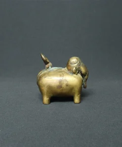 elephant shaped ink pot bronze collectible side view 4