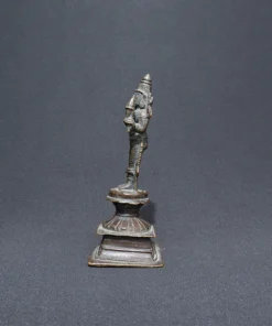 laxmi bhudevi bronze sculpture side view 1