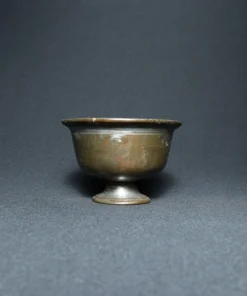 pot bronze collectible front view