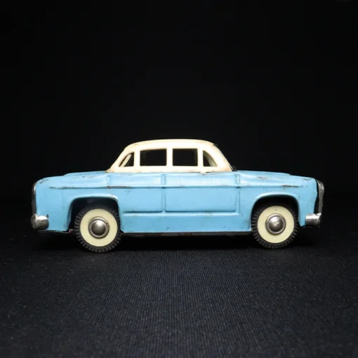 car tin toy V side view 4