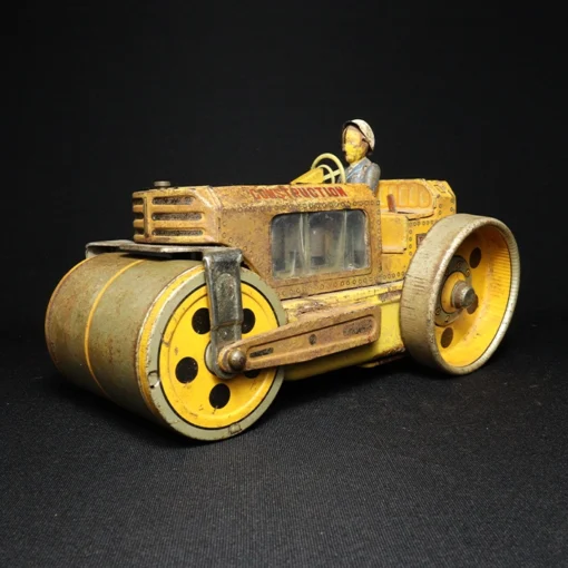 tin toy road roller side view 1