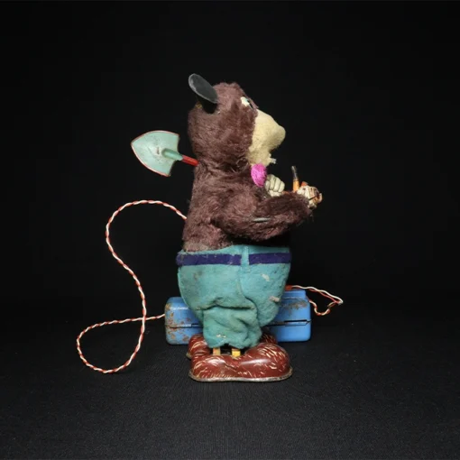 tin toy bear side view 4