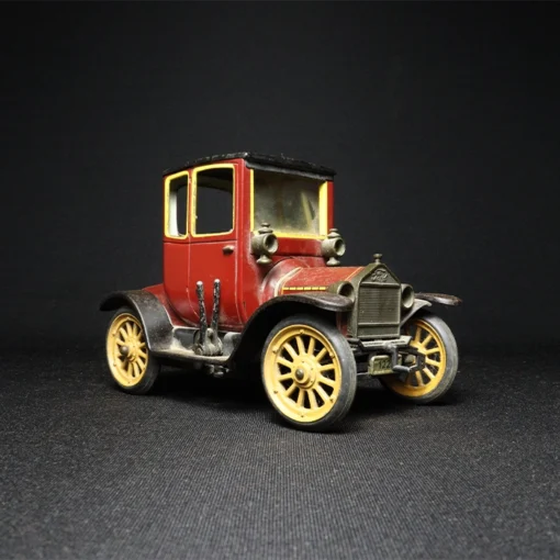 tin toy car VIII side view 3