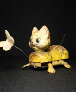 tin toy cat side view 1
