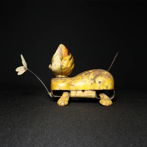 tin toy cat side view 2