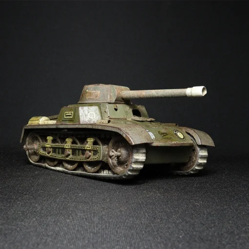 tin toy military tank II side view 3