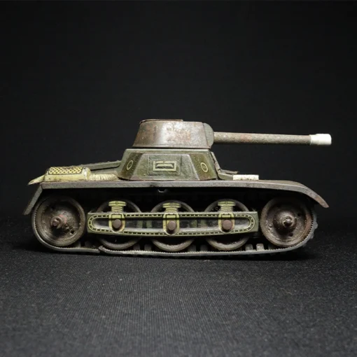 tin toy military tank II side view 4
