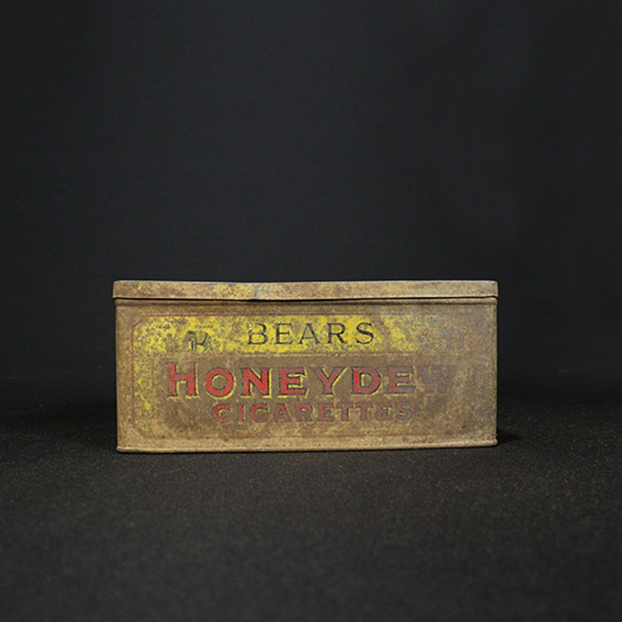 bears honeydew advertising tin cigarettes box front side view