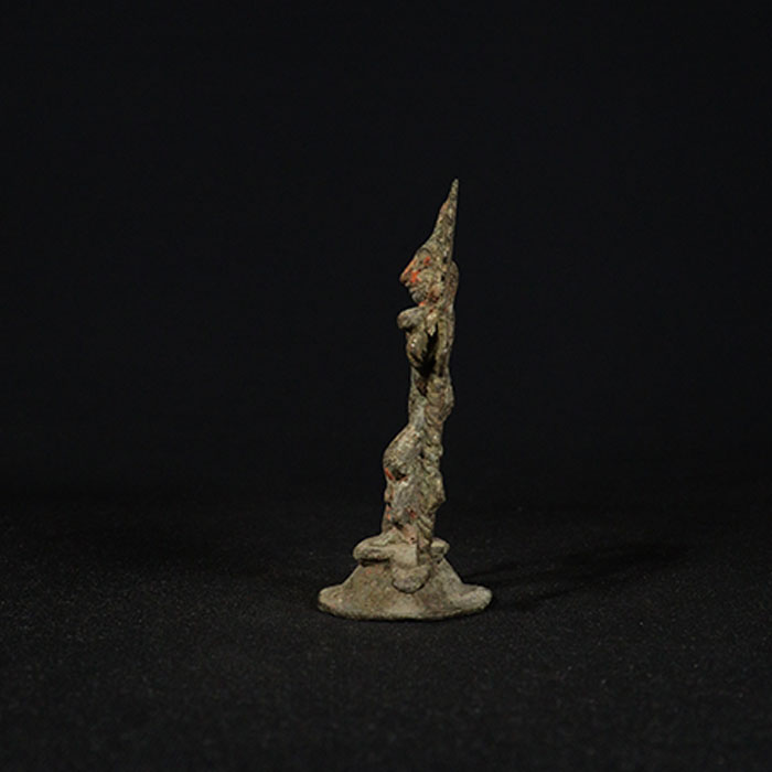 goddess laxmi bronze sculpture side view