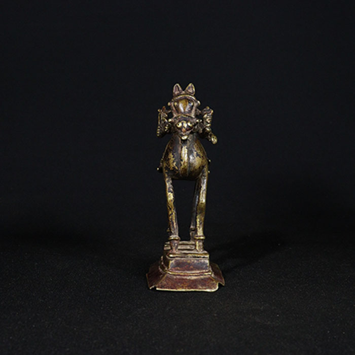 shiva parvati on horse bronze sculpture front view