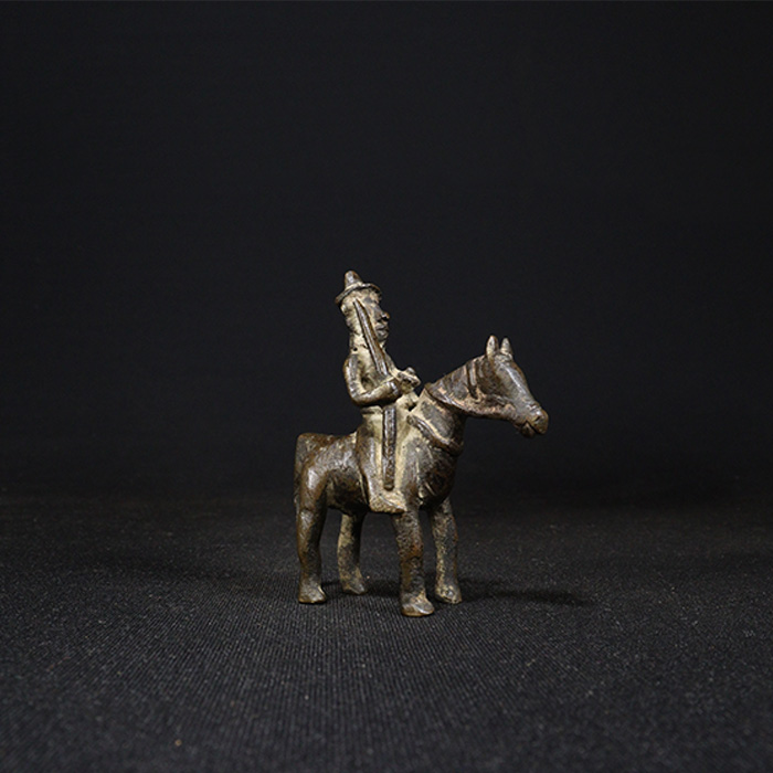 shiva on horse bronze sculpture half side view 2