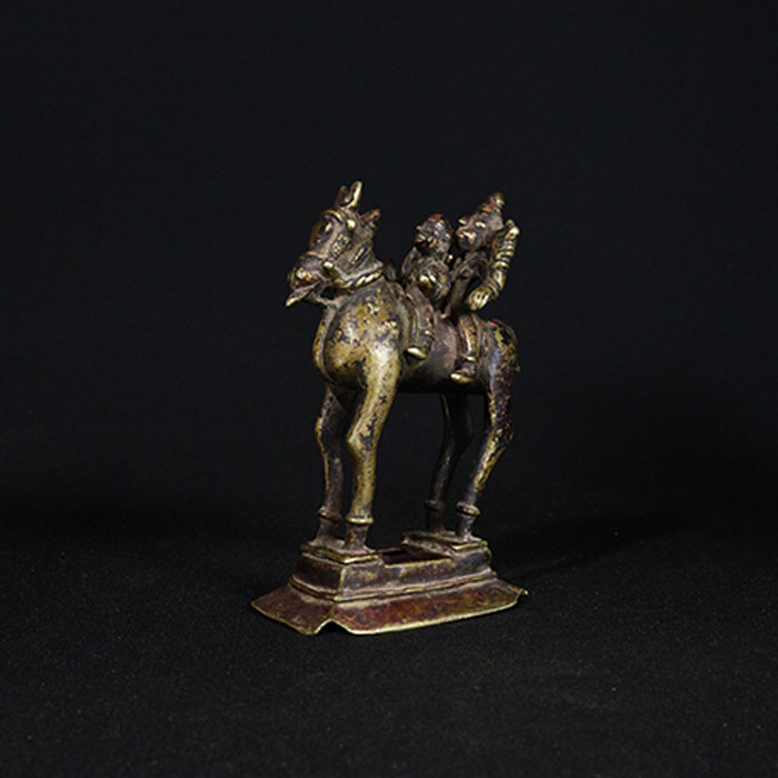 shiva parvati on horse bronze sculpture half side view 2