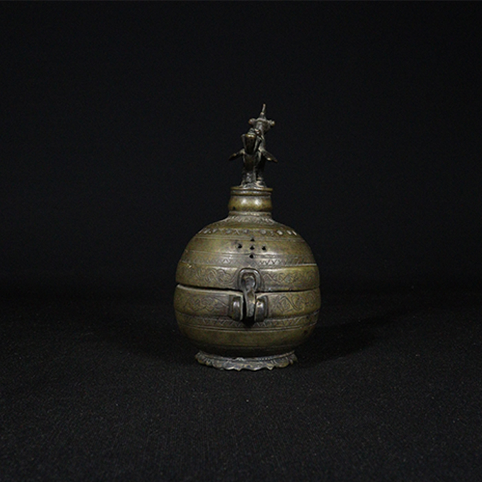 incense burner bronze collectible back view