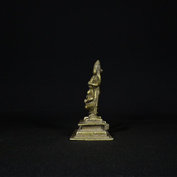 shiva parvati bronze sculpture side view 2