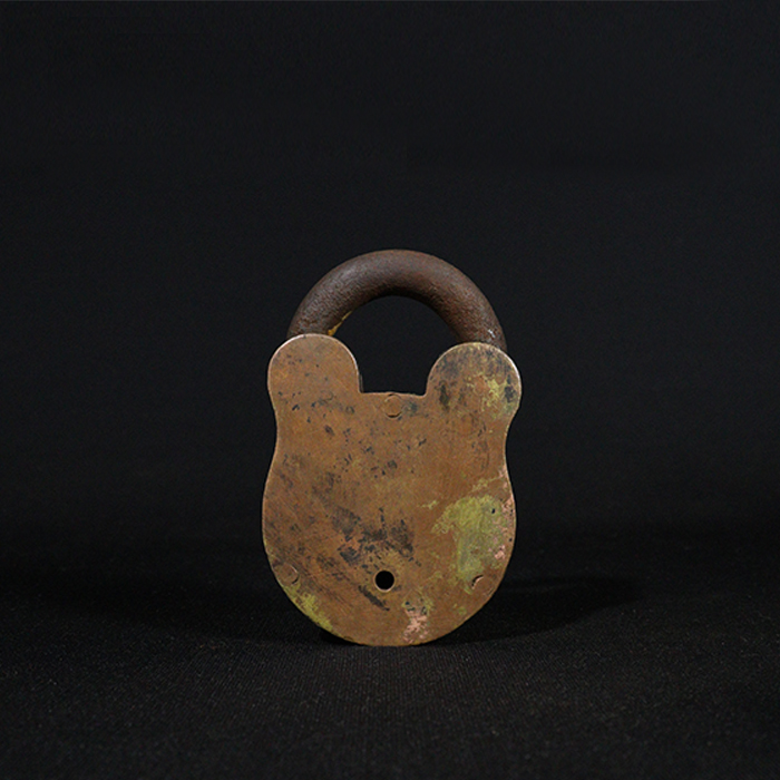 chubbs detector padlock bronze collectible back view