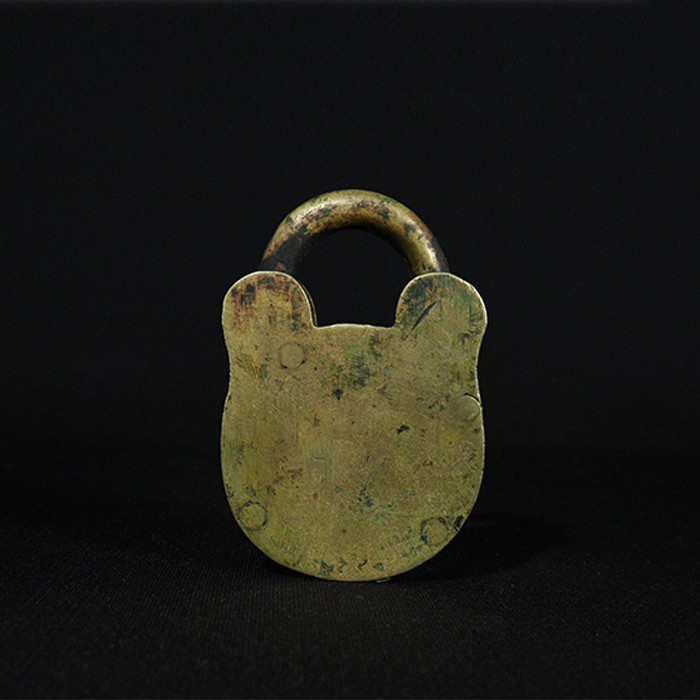 chubbs detector padlock bronze collectible back view