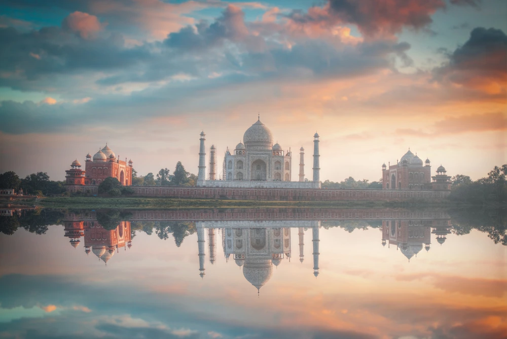 banner image - Taj Mahal